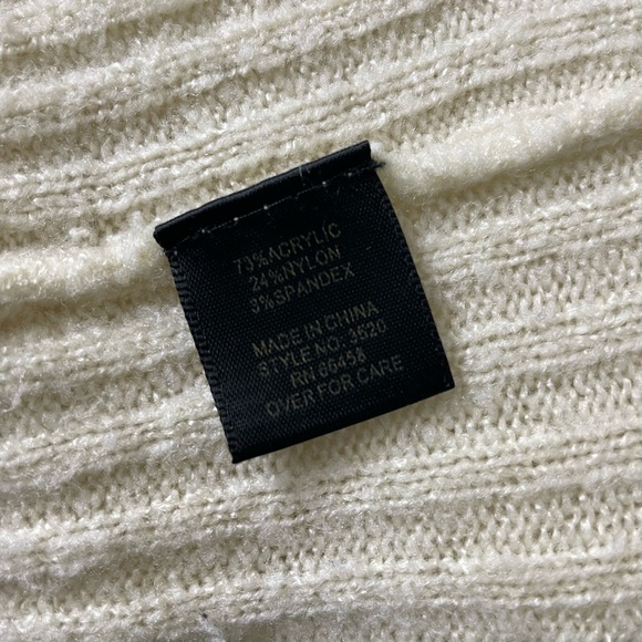 Long Cream Sweater Mandee / Size M - Picture 2 of 5